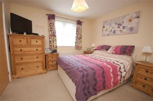 Bedroom- click for photo gallery